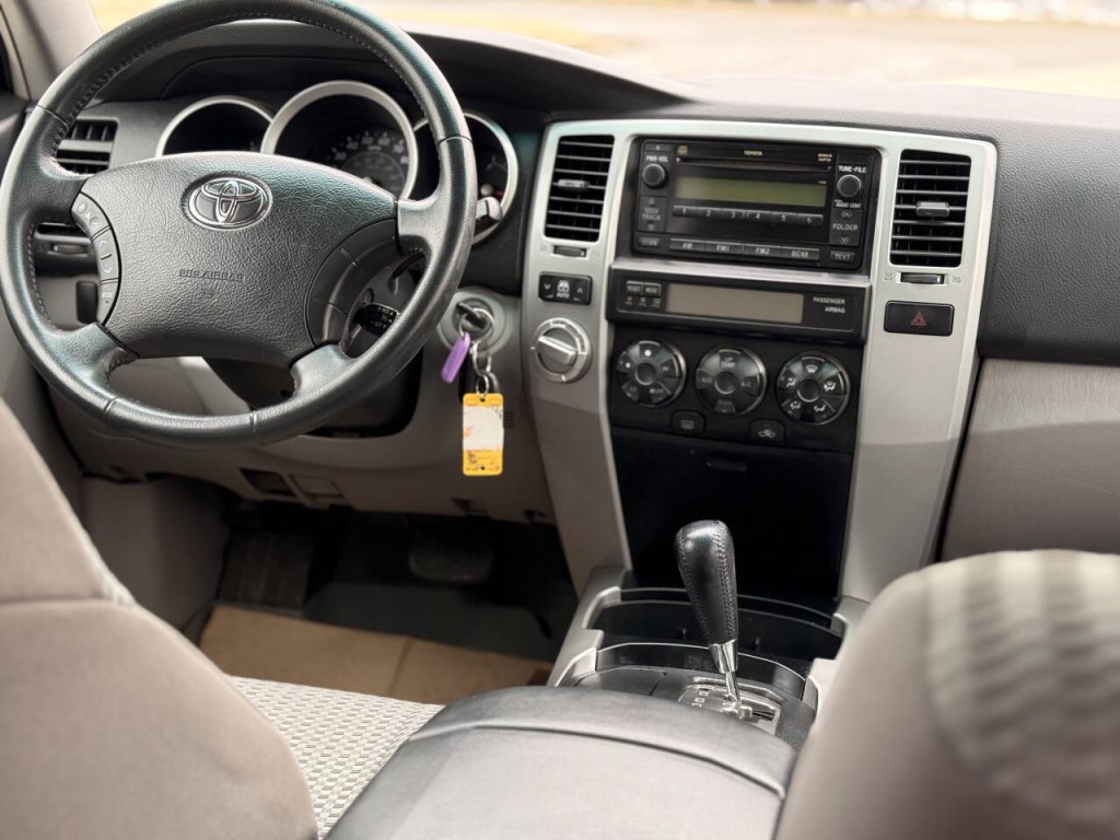 2007 Toyota 4Runner Image 11