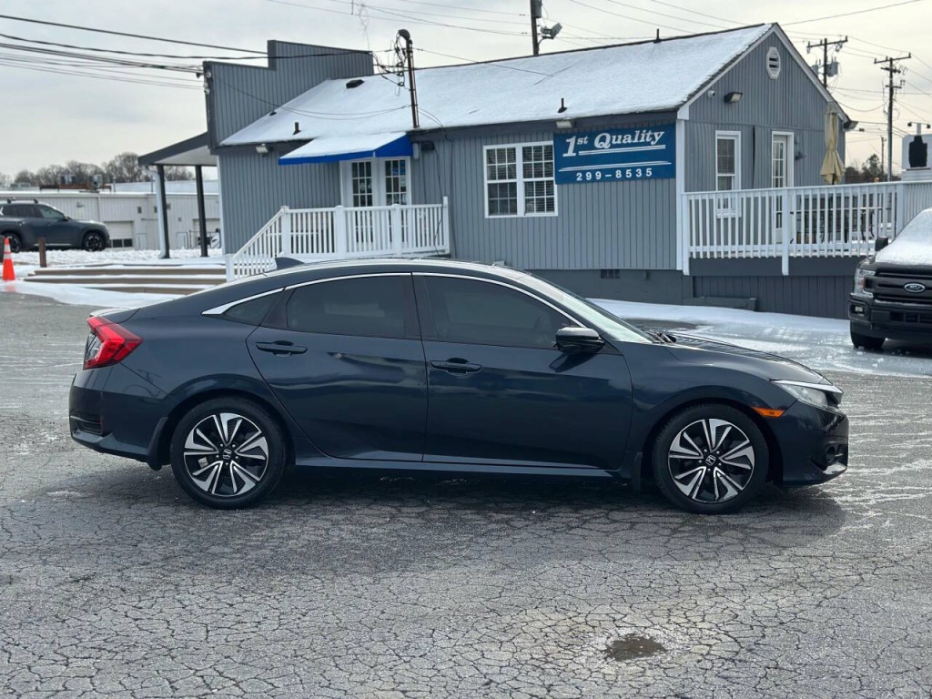 2018 Honda Civic Image 6