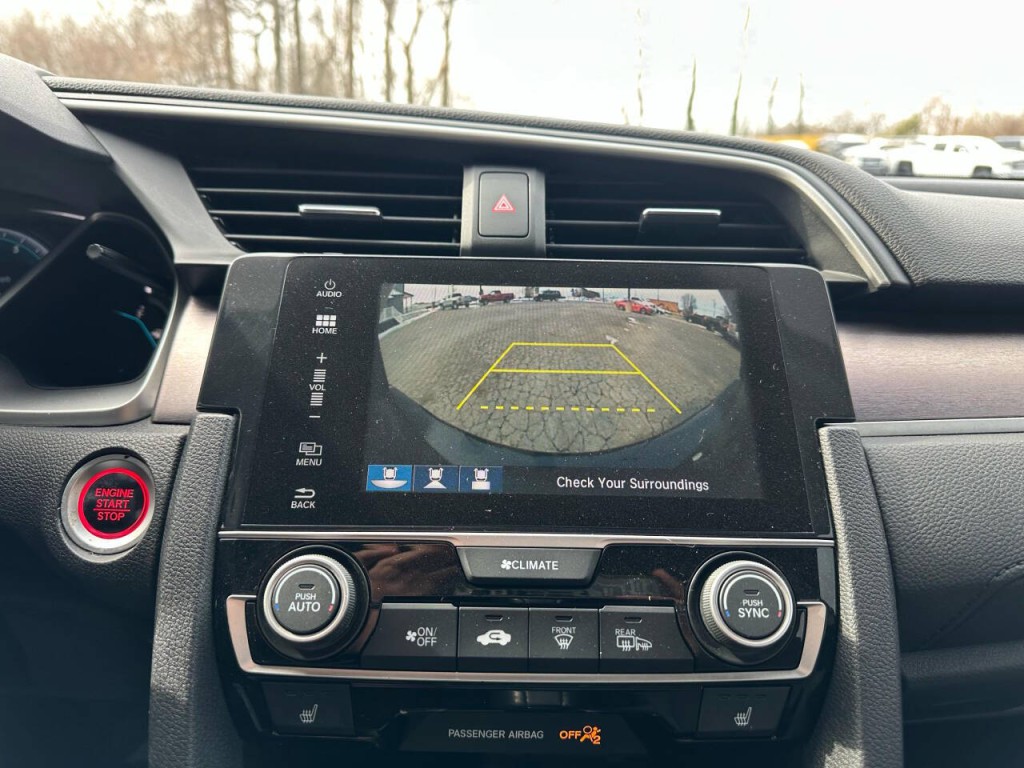 2018 Honda Civic Image 15