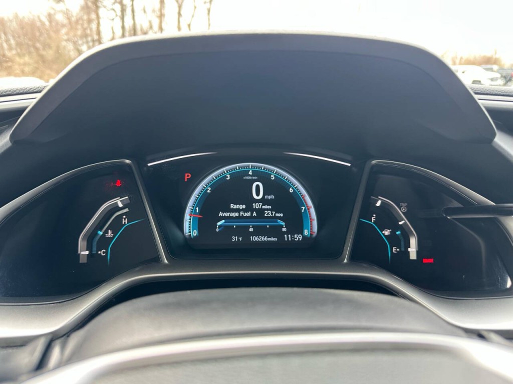 2018 Honda Civic Image 18