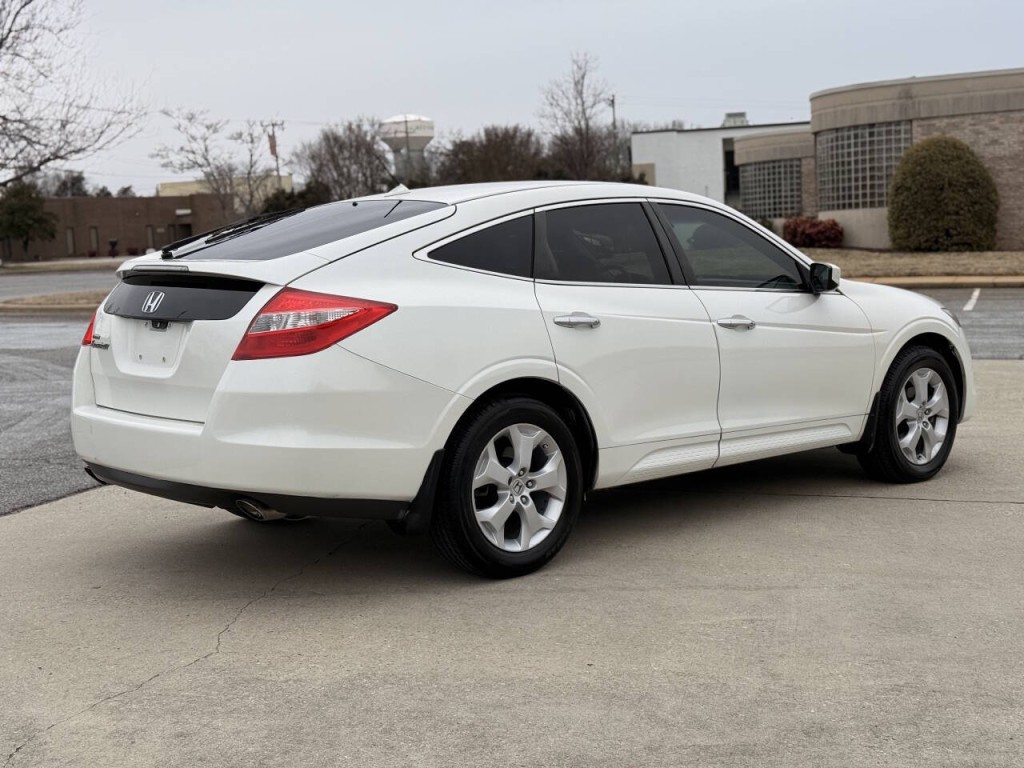 2011 Honda Crosstour Image 5