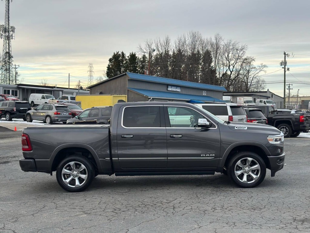 2019 RAM 1500 Image 6