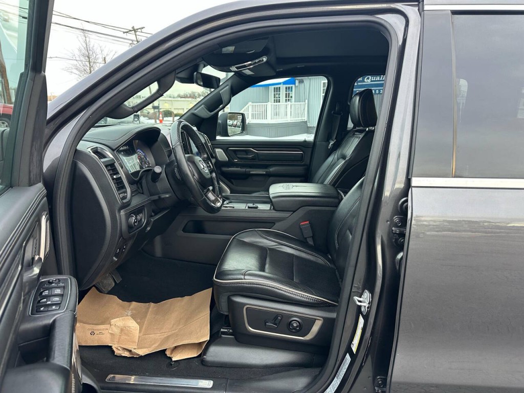 2019 RAM 1500 Image 8