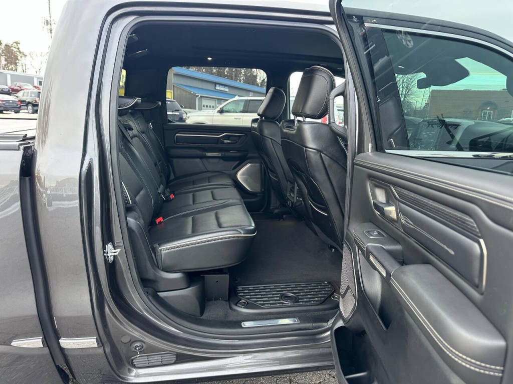 2019 RAM 1500 Image 10