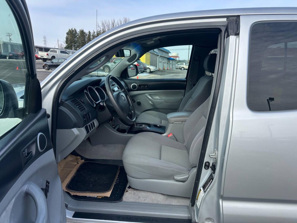 2007 Toyota Tacoma Image 8