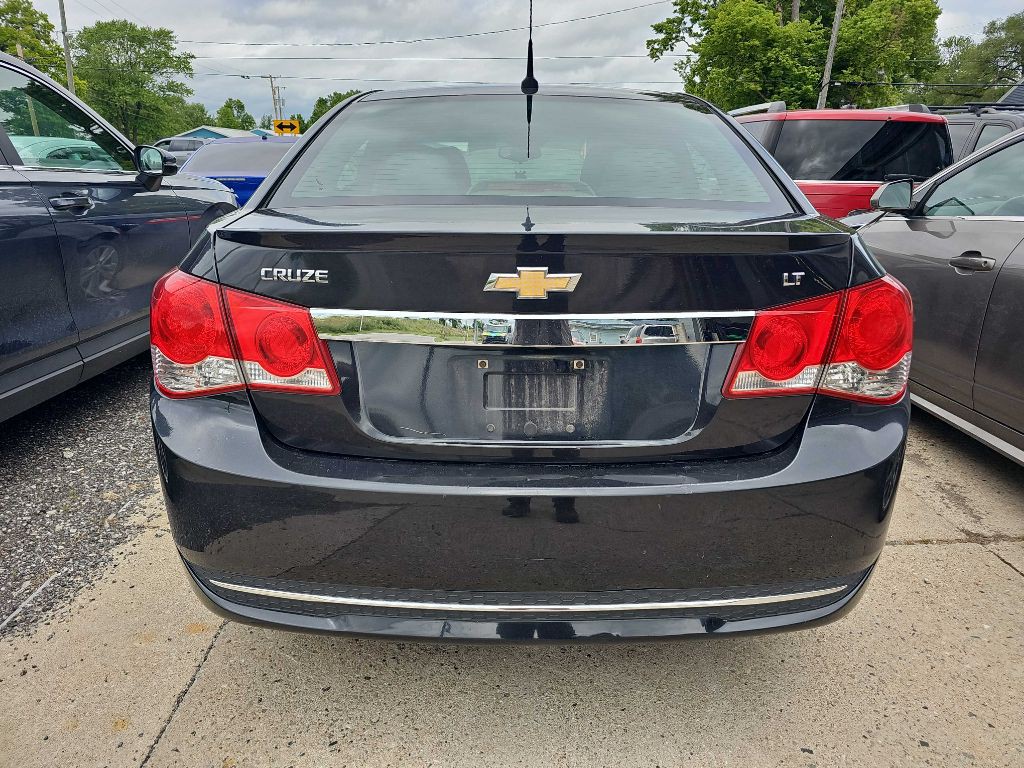 2011 Chevrolet Cruze Image 4