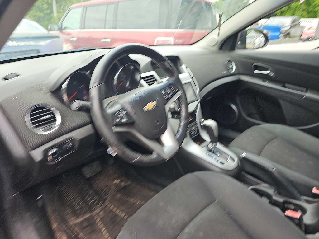 2011 Chevrolet Cruze Image 5