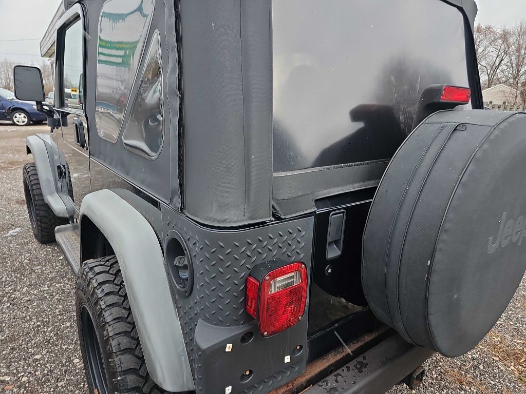 2002 Jeep Wrangler Image 4