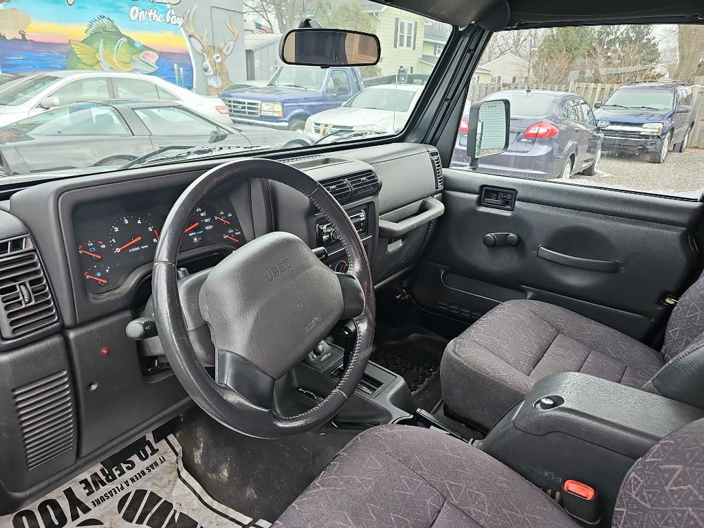 2002 Jeep Wrangler Image 5