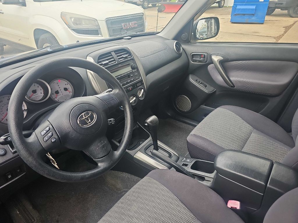 2004 Toyota Rav4 Image 5