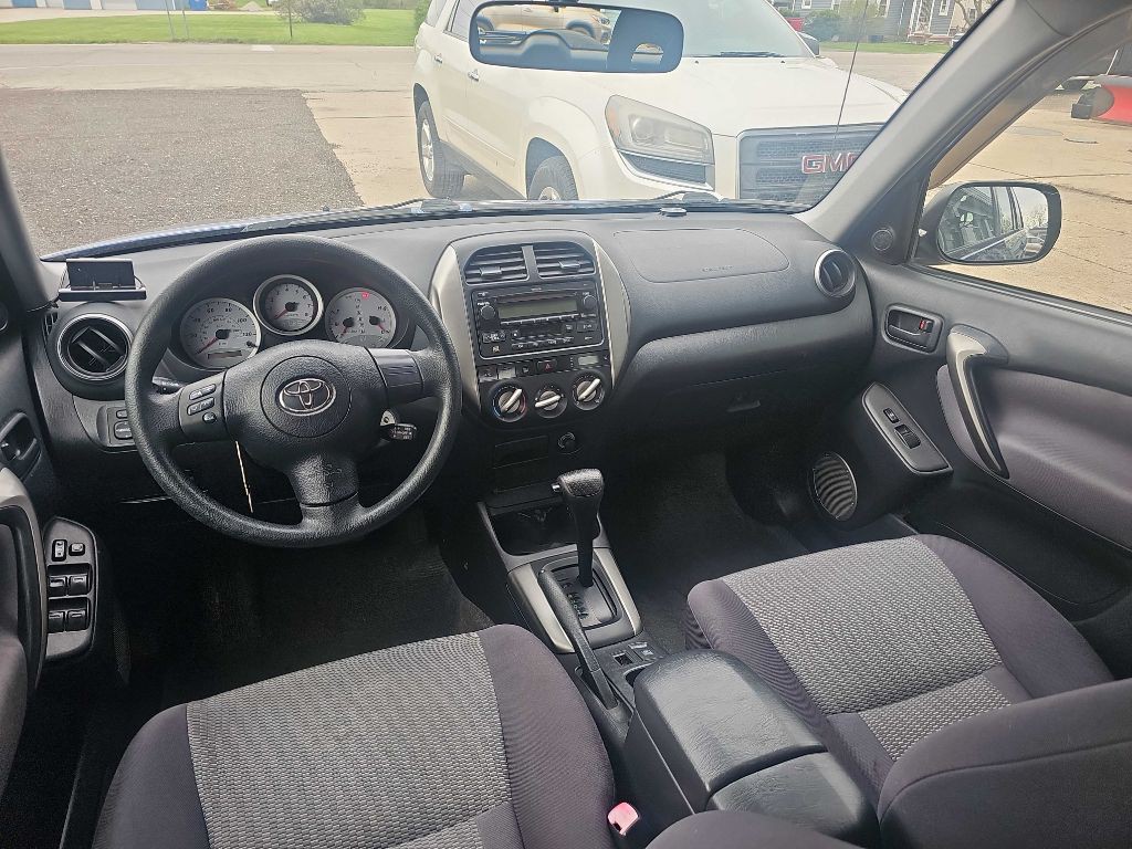 2004 Toyota Rav4 Image 7