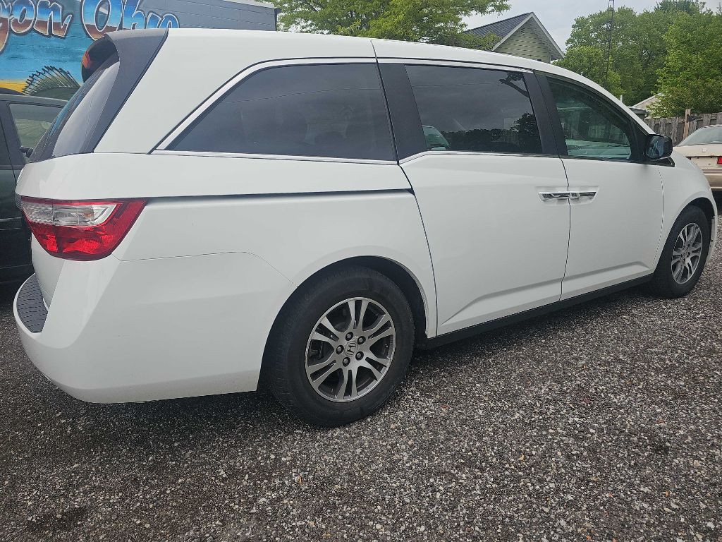 2012 Honda Odyssey Image 4