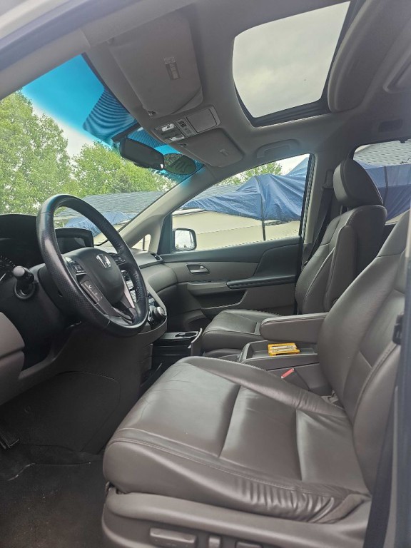 2012 Honda Odyssey Image 6