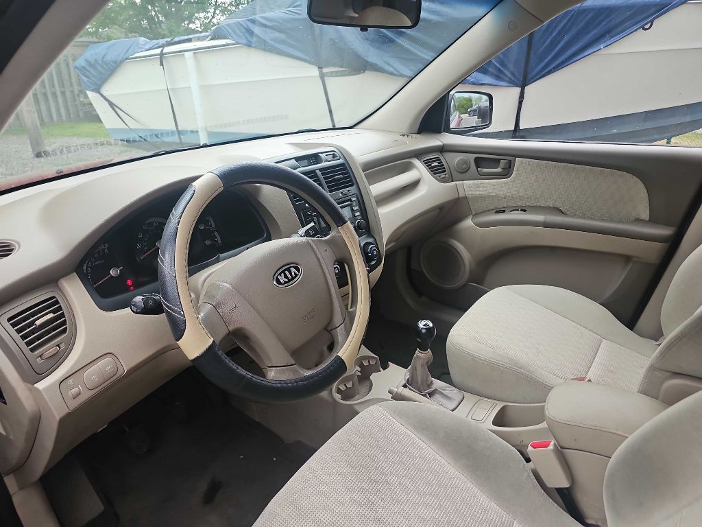 2008 Kia Sportage Image 5
