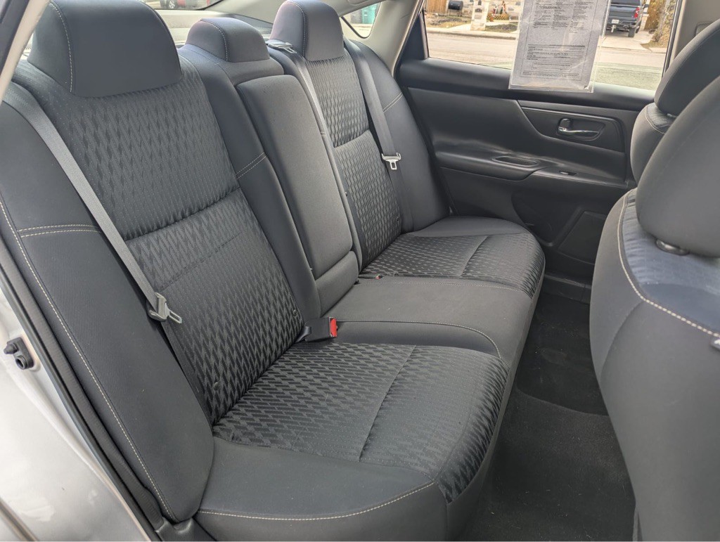 2018 Nissan Altima Image 12