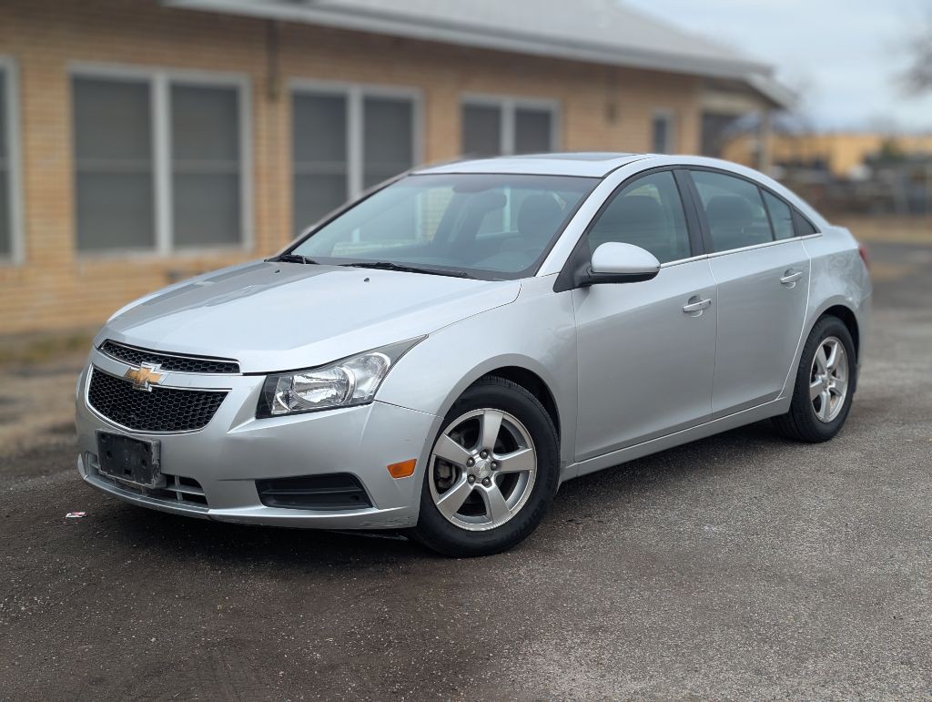 2012 Chevrolet Cruze Image 2