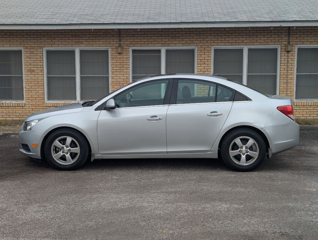 2012 Chevrolet Cruze Image 3