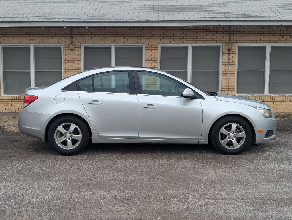 2012 Chevrolet Cruze Image 7