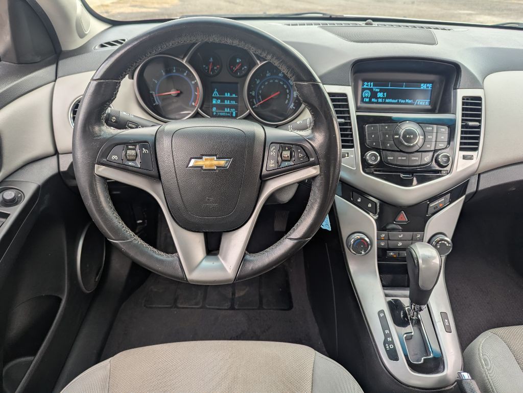 2012 Chevrolet Cruze Image 17