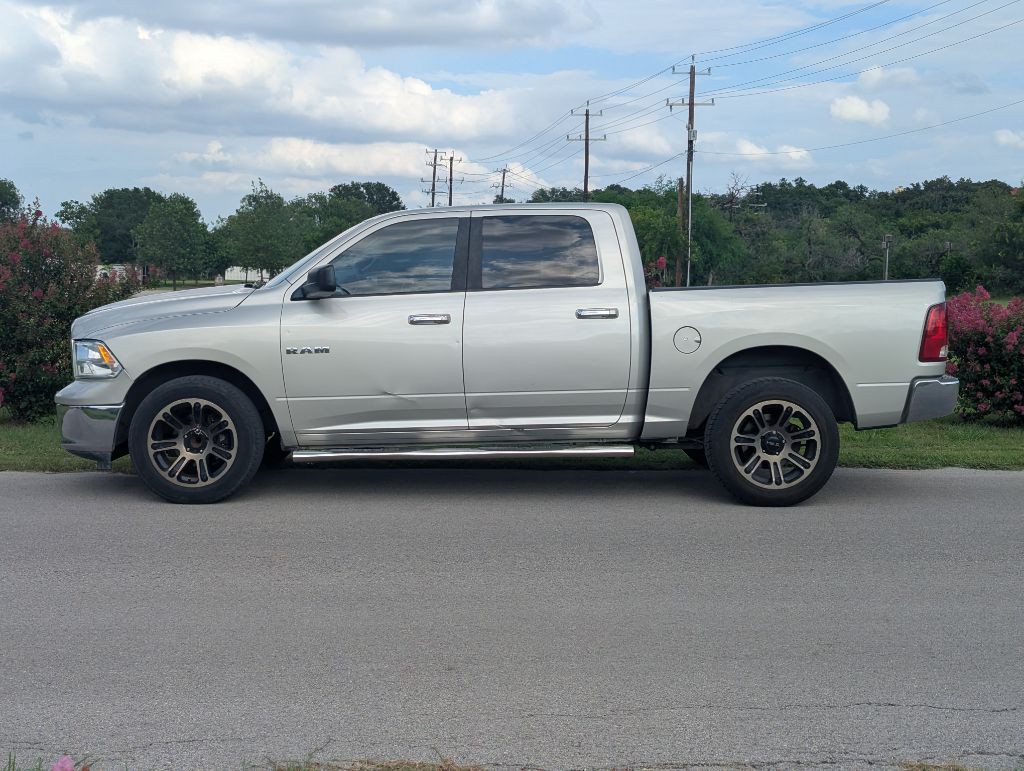 2010 Dodge Ram 1500 Image 2