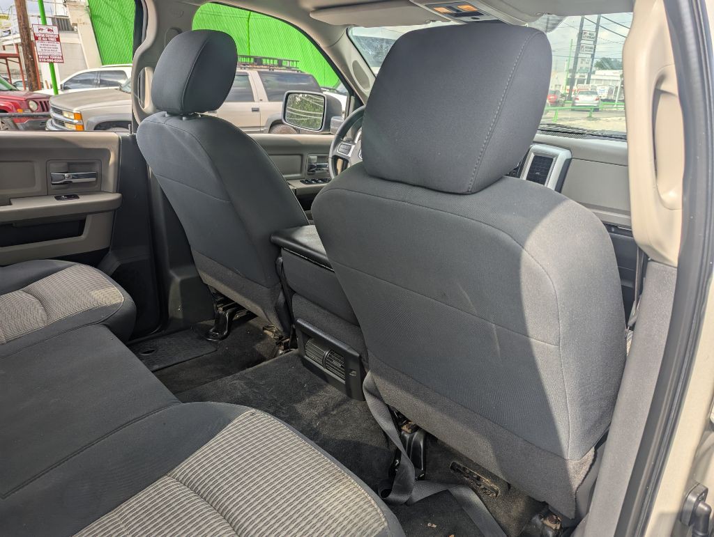 2010 Dodge Ram 1500 Image 12