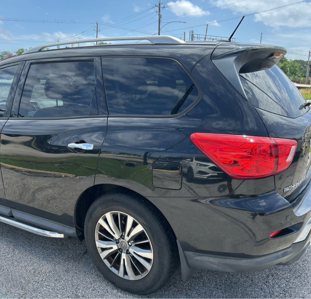 2018 Nissan Pathfinder Image 8