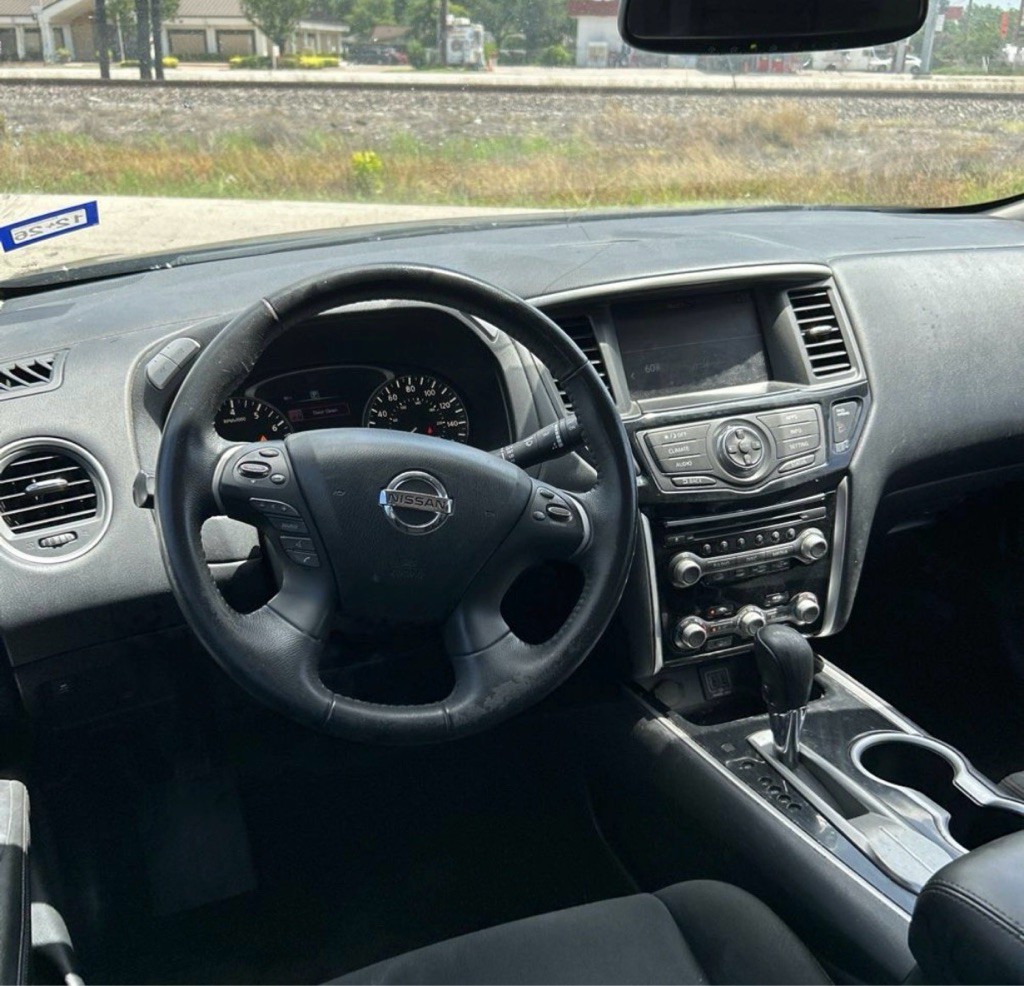 2018 Nissan Pathfinder Image 15