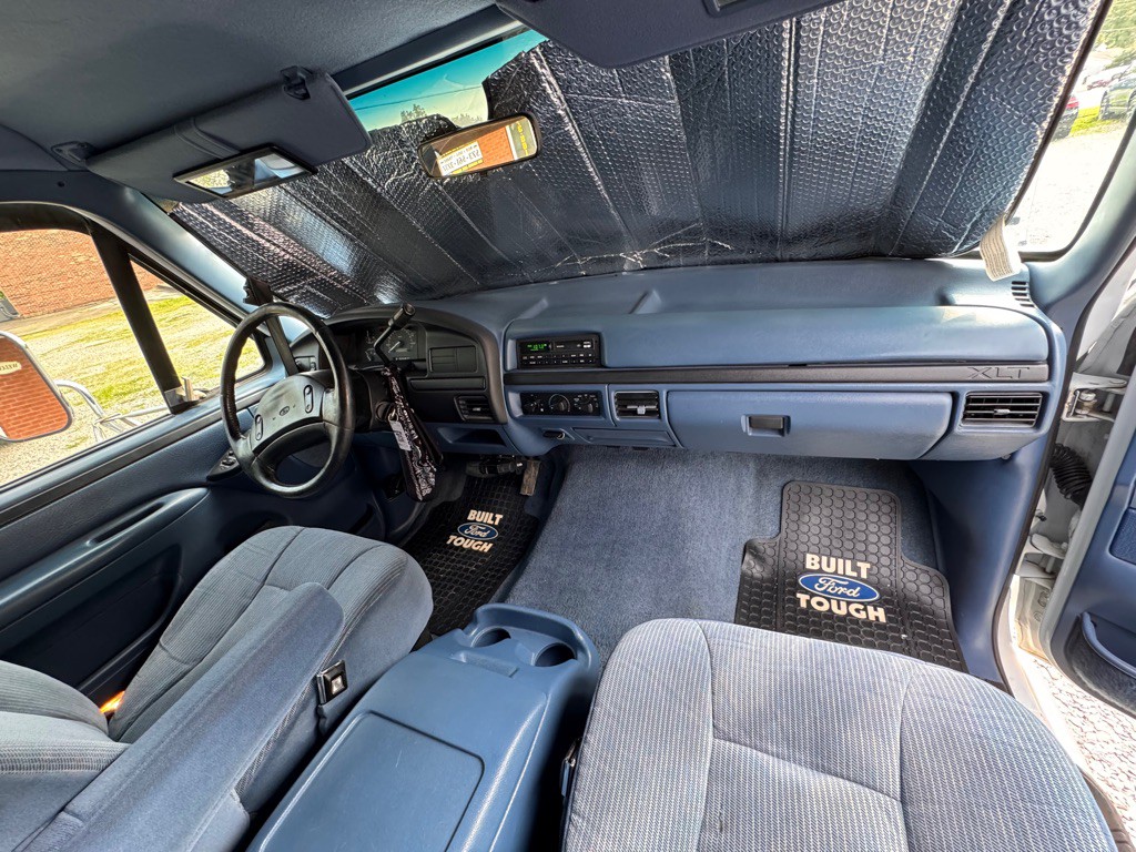 1997 Ford F-350 Image 11