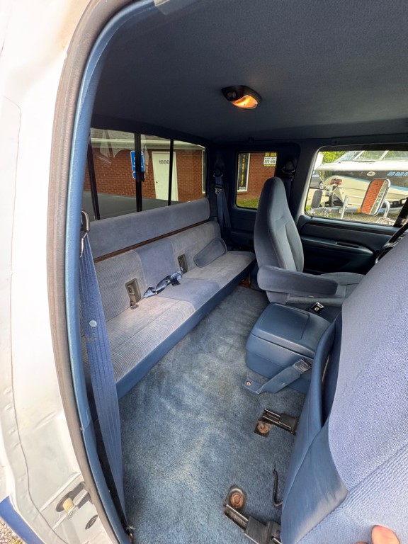 1997 Ford F-350 Image 12