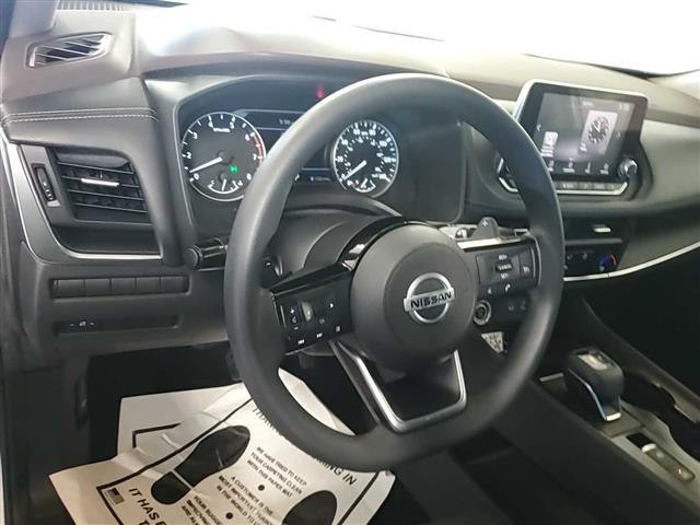 2021 Nissan Rogue Image 2