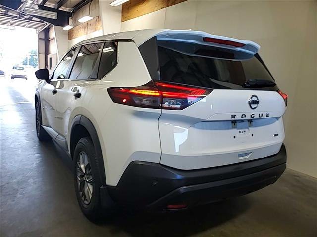 2021 Nissan Rogue Image 9