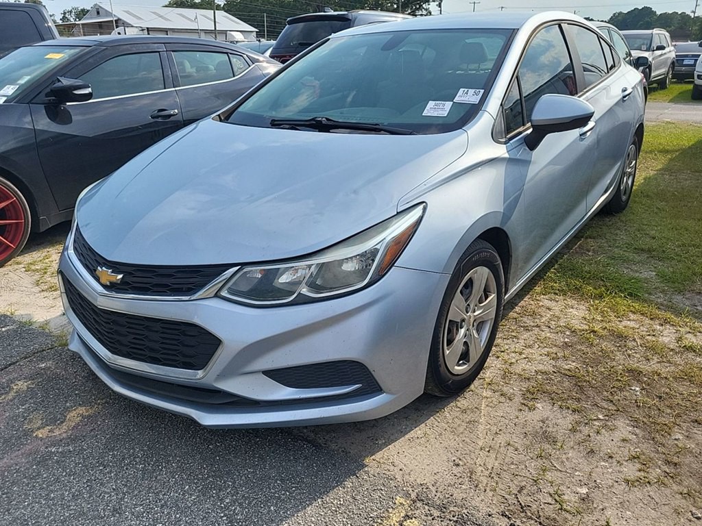 2017 Chevrolet Cruze Image 1