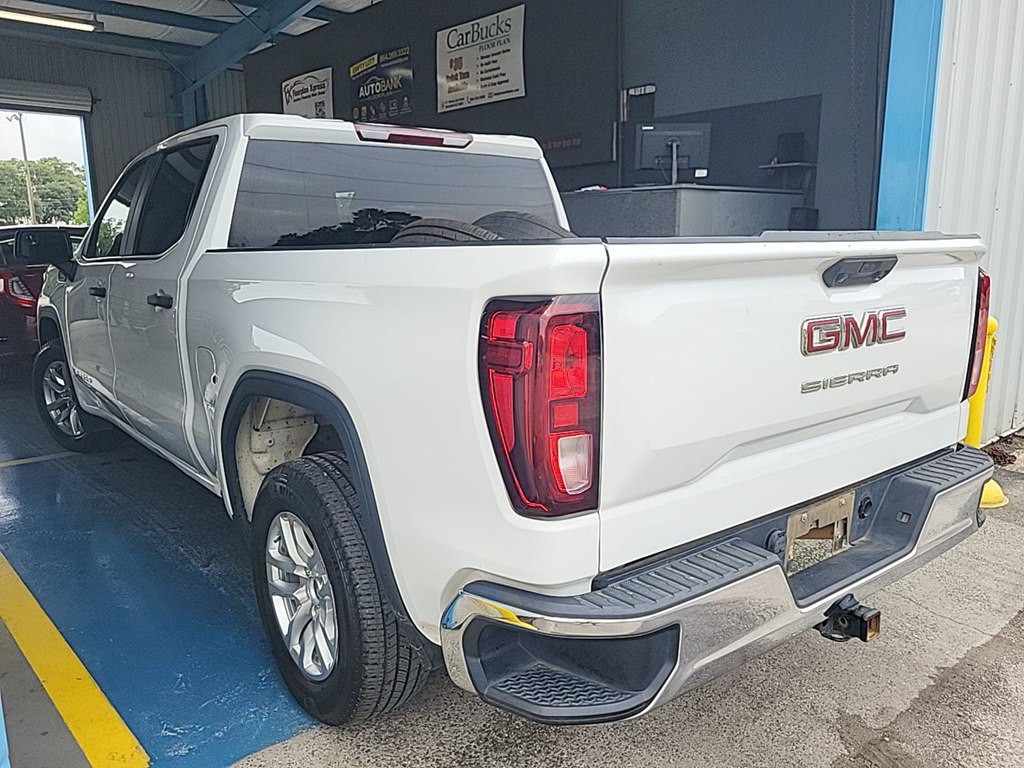2022 GMC Sierra Image 3