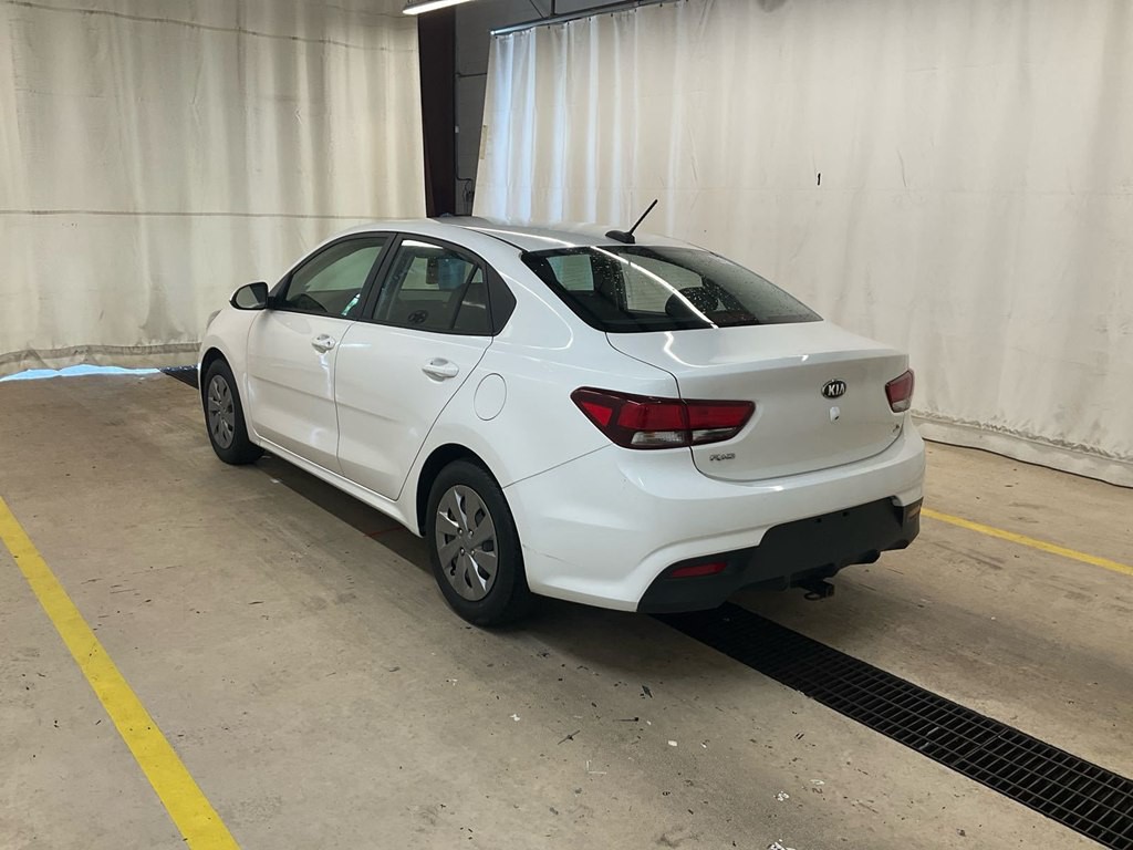 2020 Kia Rio Image 2