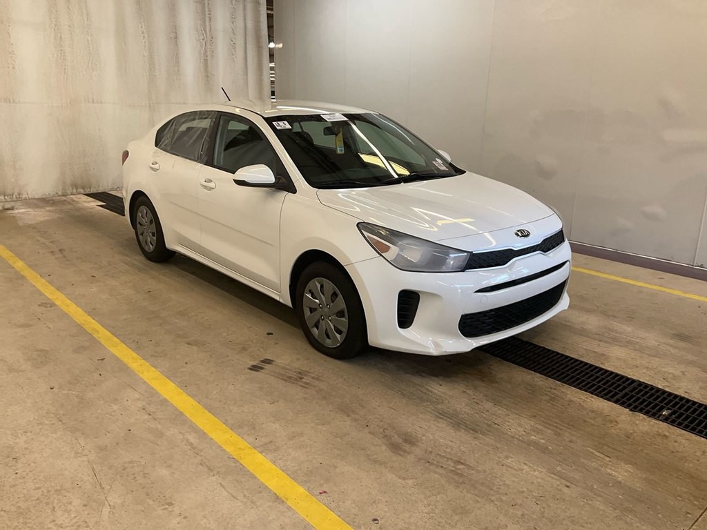 2020 Kia Rio Image 3