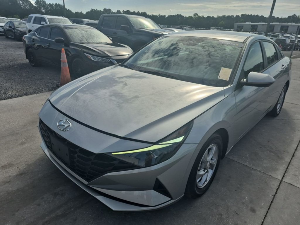 2021 Hyundai Elantra Image 4