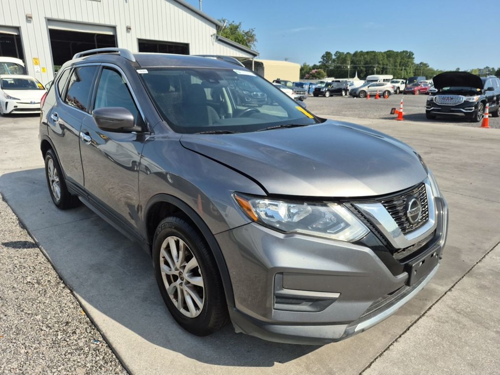2020 Nissan Rogue Image 1