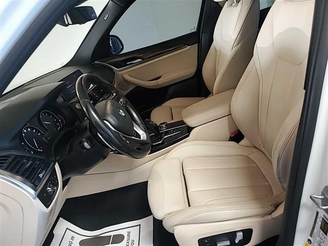 2020 BMW X3 Image 8