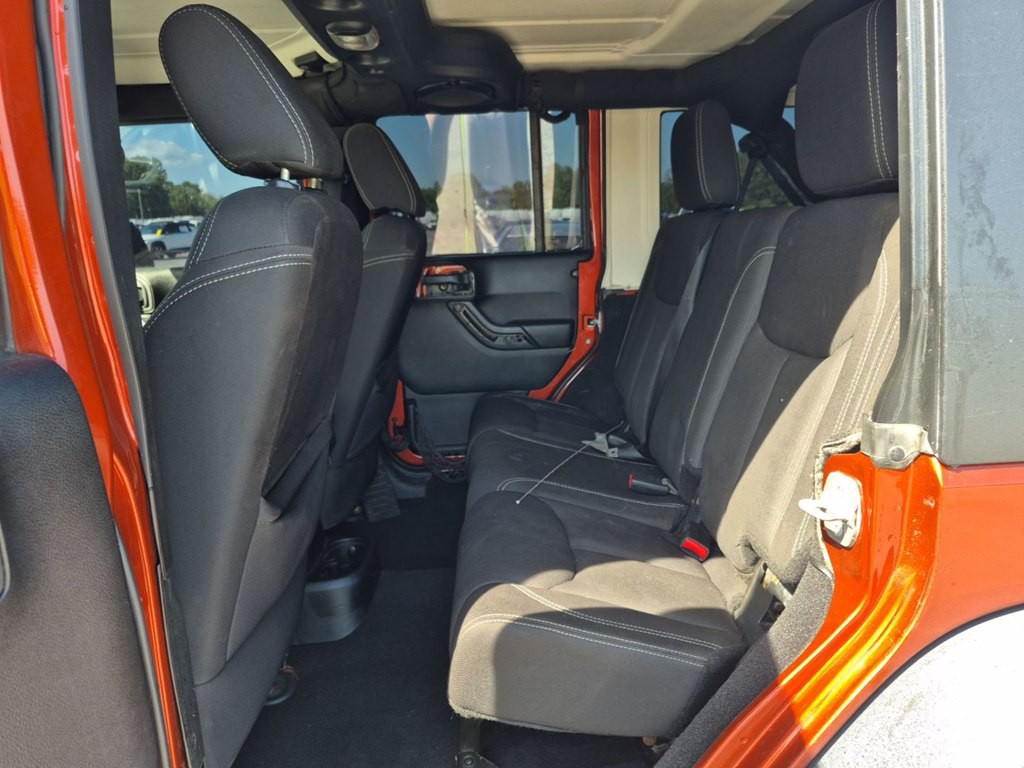 2014 Jeep Wrangler Unlimited Image 3