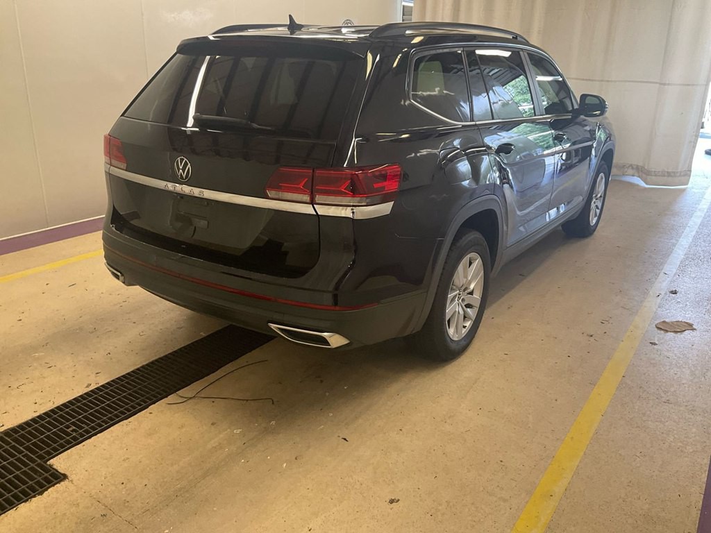 2021 Volkswagen Atlas Image 2
