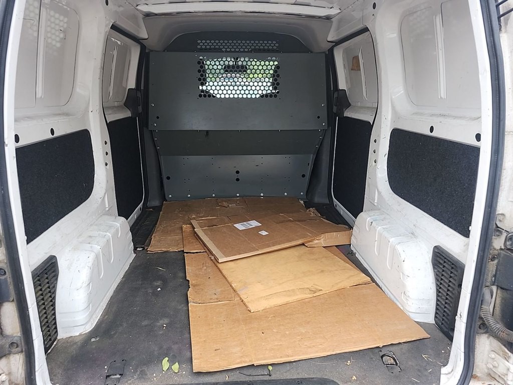 2017 Nissan NV200 Image 6