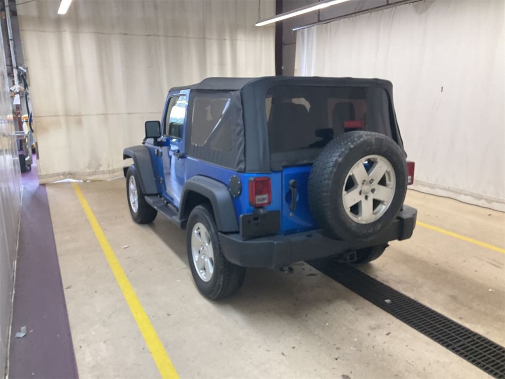 2015 Jeep Wrangler Image 2