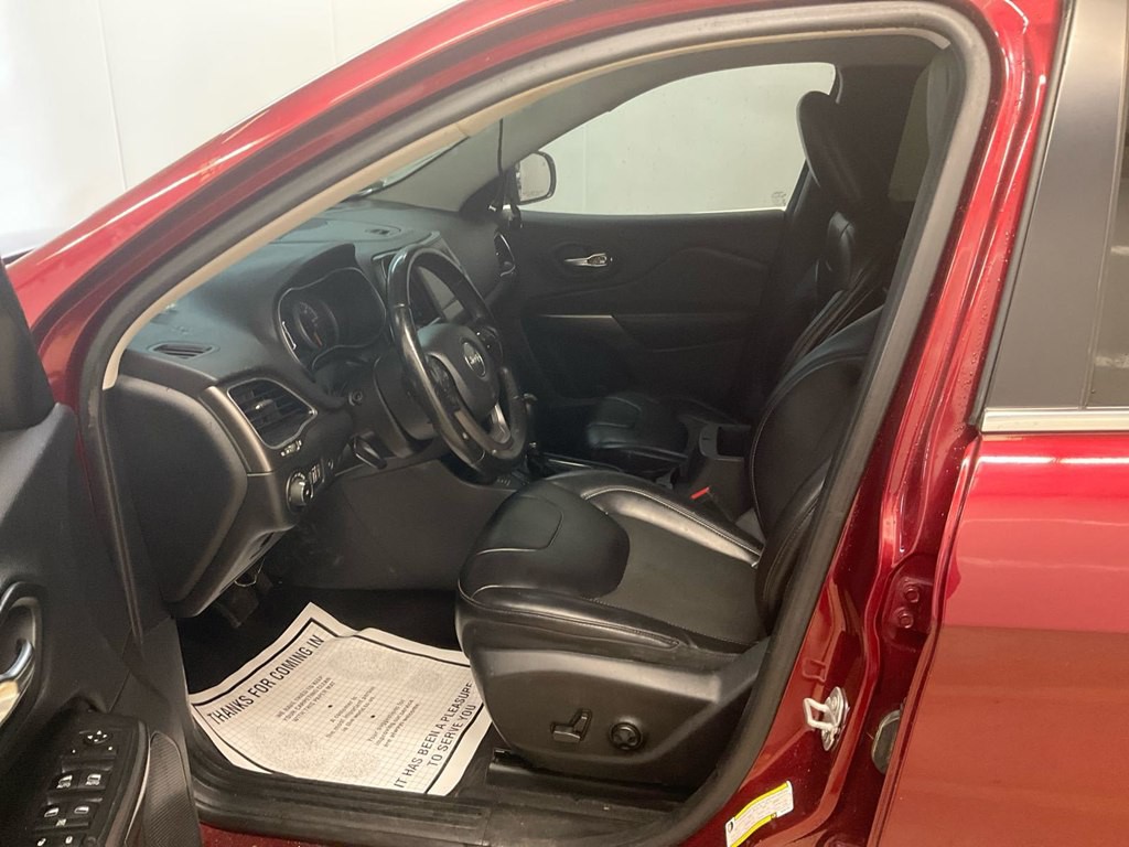 2019 Jeep Cherokee Image 6