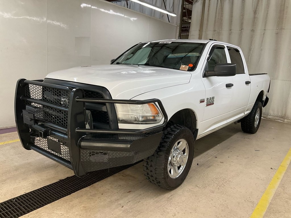 2015 RAM 2500 Image 2