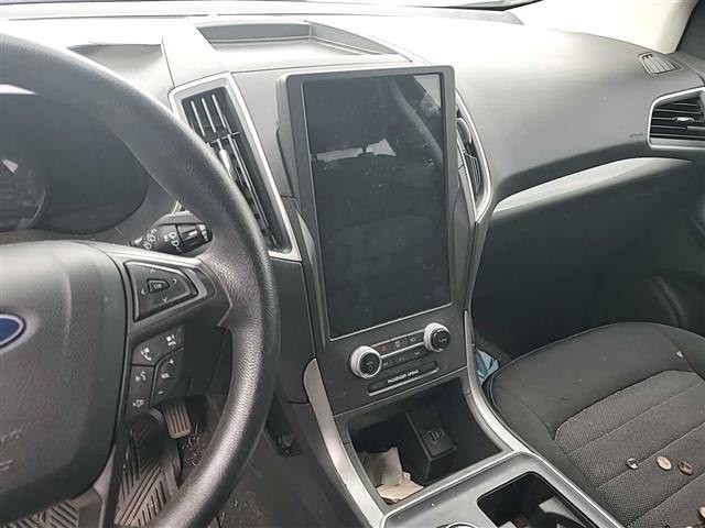 2021 Ford Edge Image 4
