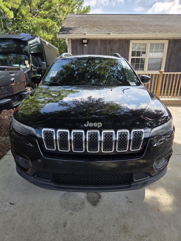 2019 Jeep Cherokee Image 10