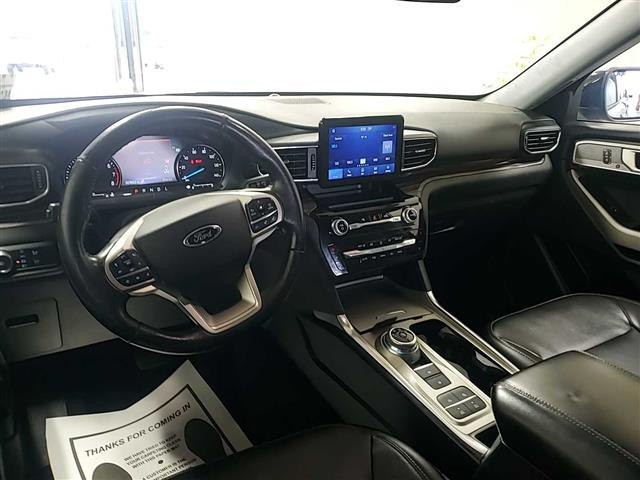 2021 Ford Explorer Image 4