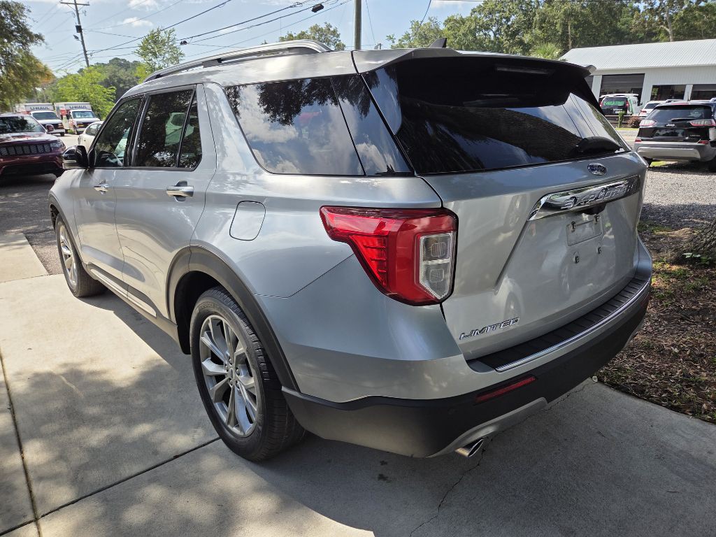 2021 Ford Explorer Image 8