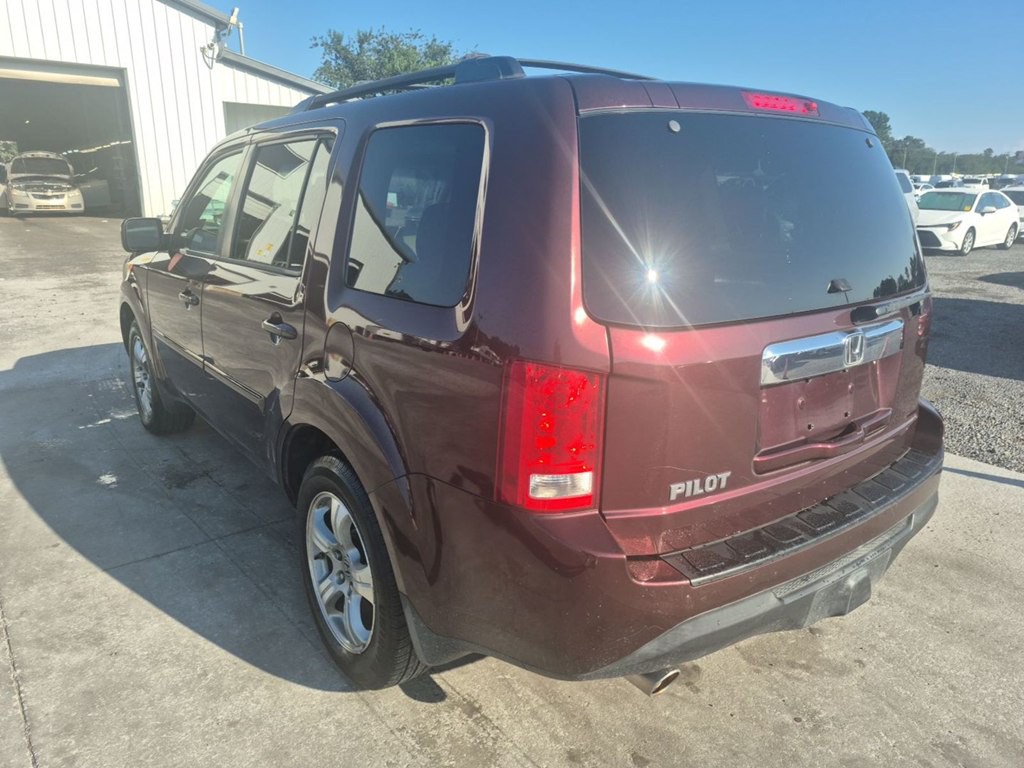 2015 Honda Pilot Image 2