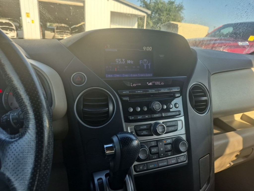 2015 Honda Pilot Image 5